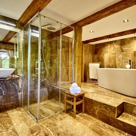 شاليه Wellness Roubenka *