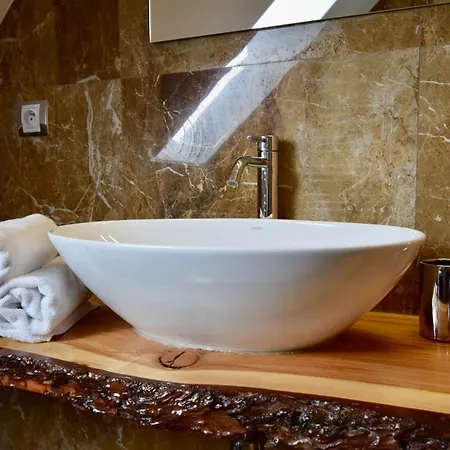 شاليه Wellness Roubenka *